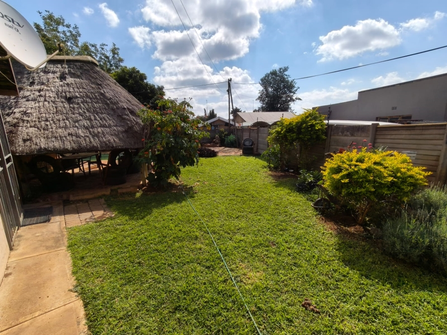 3 Bedroom Property for Sale in Rustenburg Central North West